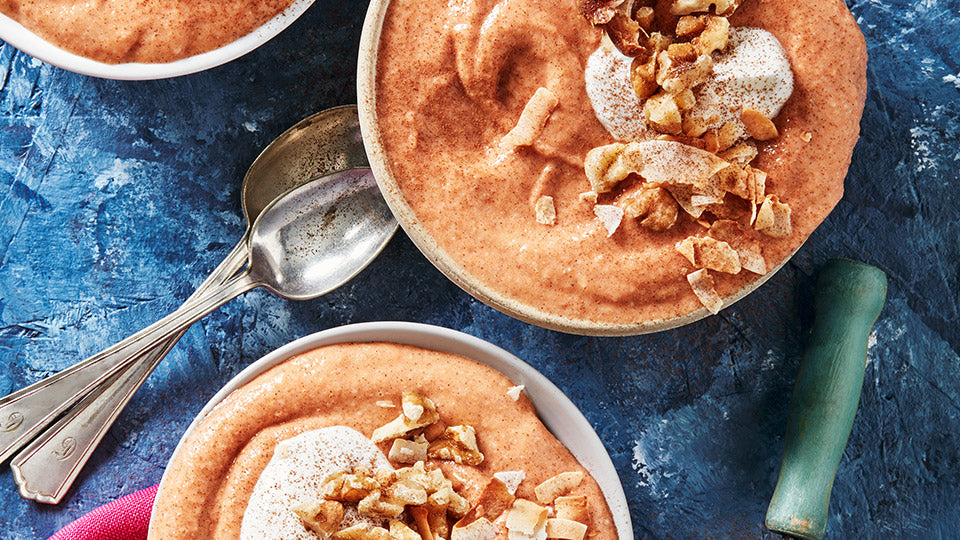 Carrot Cake Smoothie Bowl